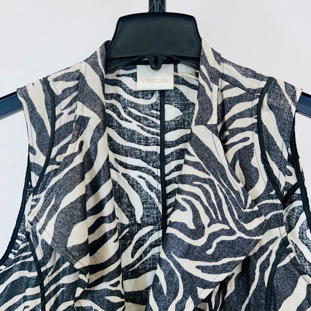 Chico's Women Size S (1) Zebra Print Vest Pockets Black Cream - Picture 2 of 3